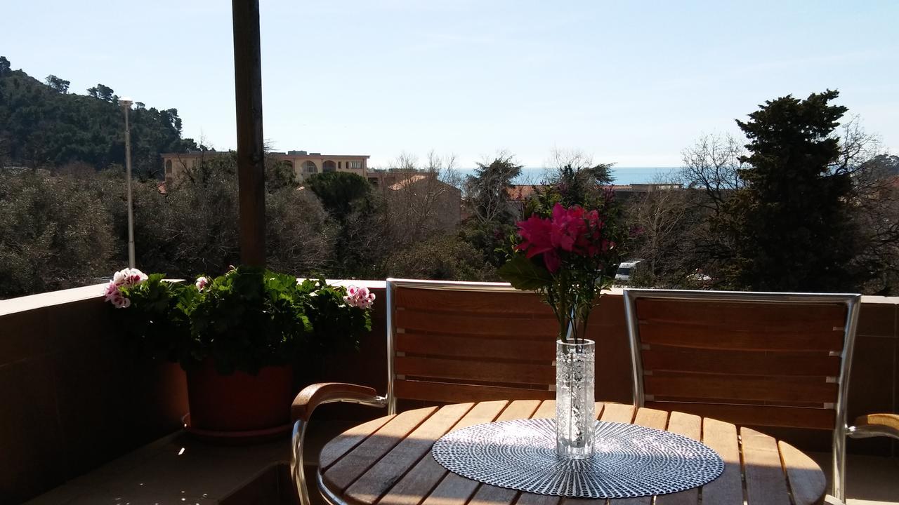 Guest House Villa Castio Petrovac Luaran gambar