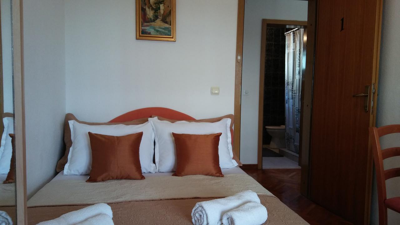 Guest House Villa Castio Petrovac Luaran gambar