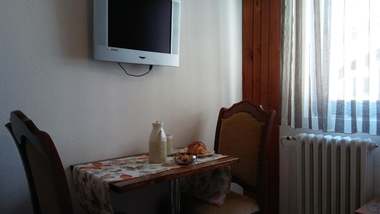 Guest House Villa Castio Petrovac Luaran gambar