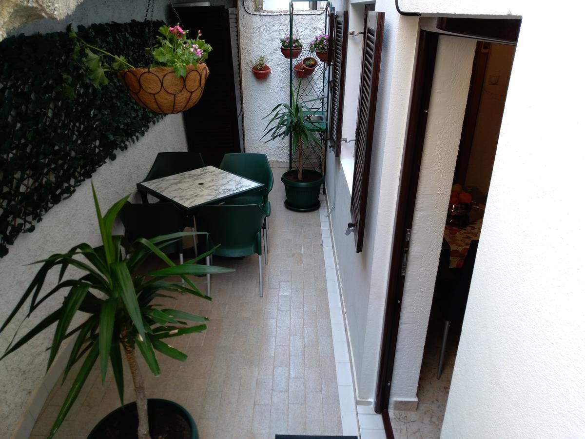 Guest House Villa Castio Petrovac Luaran gambar