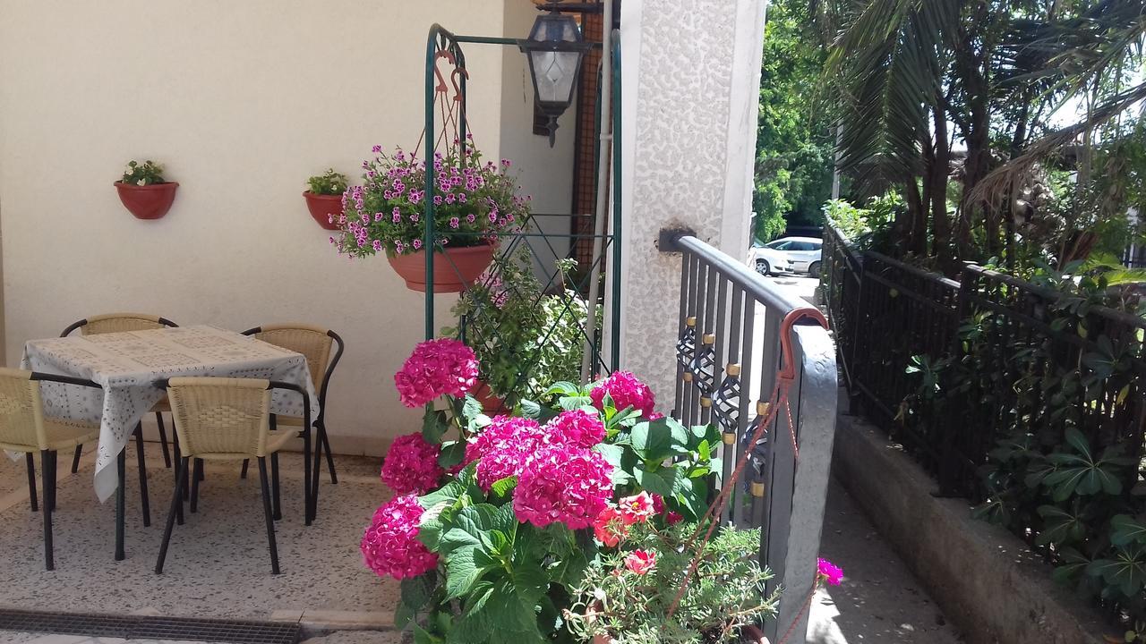 Guest House Villa Castio Petrovac Luaran gambar